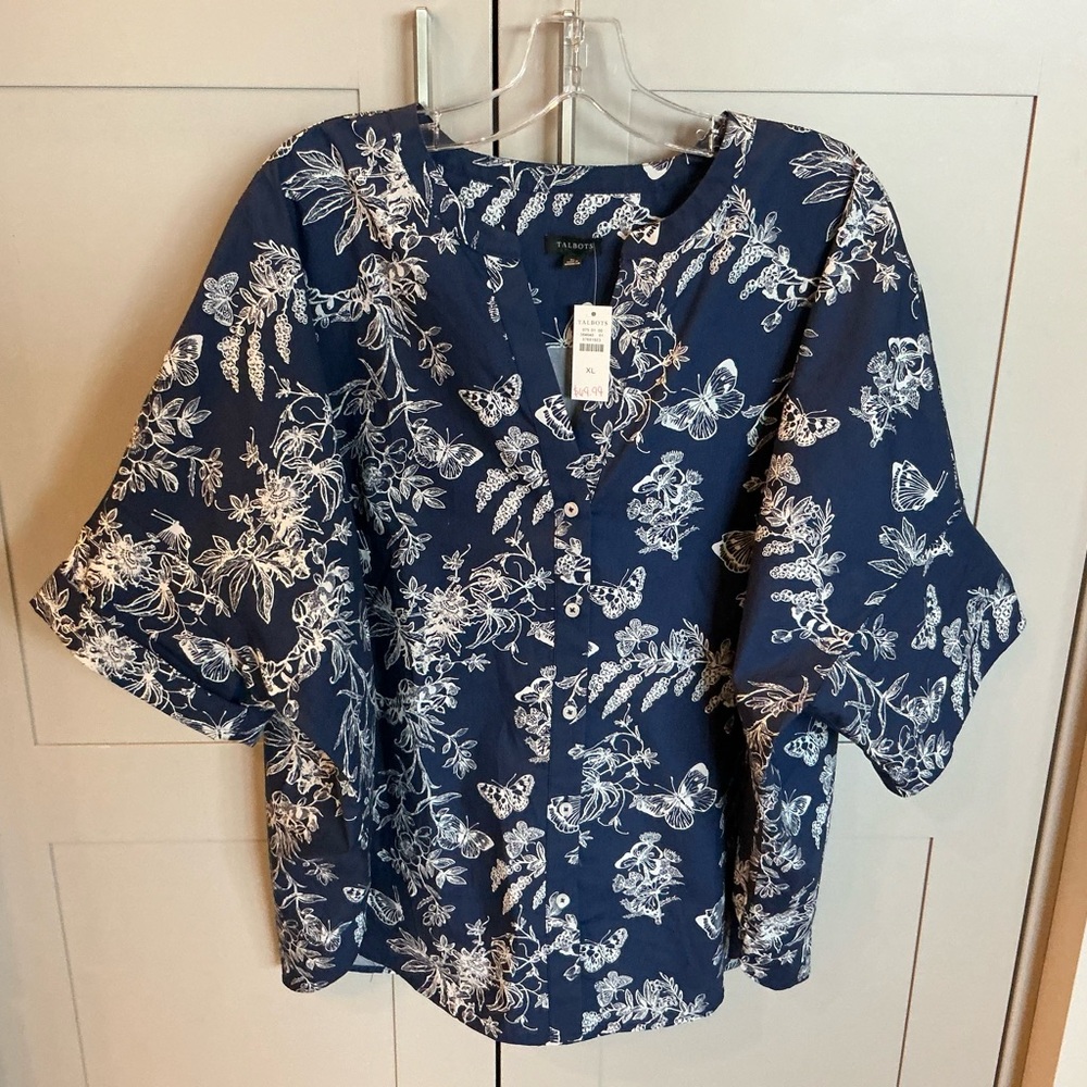Talbots navy blue top NWT